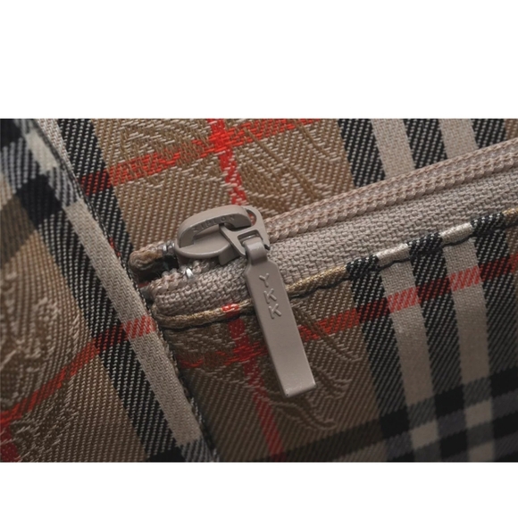 BURBERRY authenticated house check cross-body shoulder bag. - Picture 9 of 13